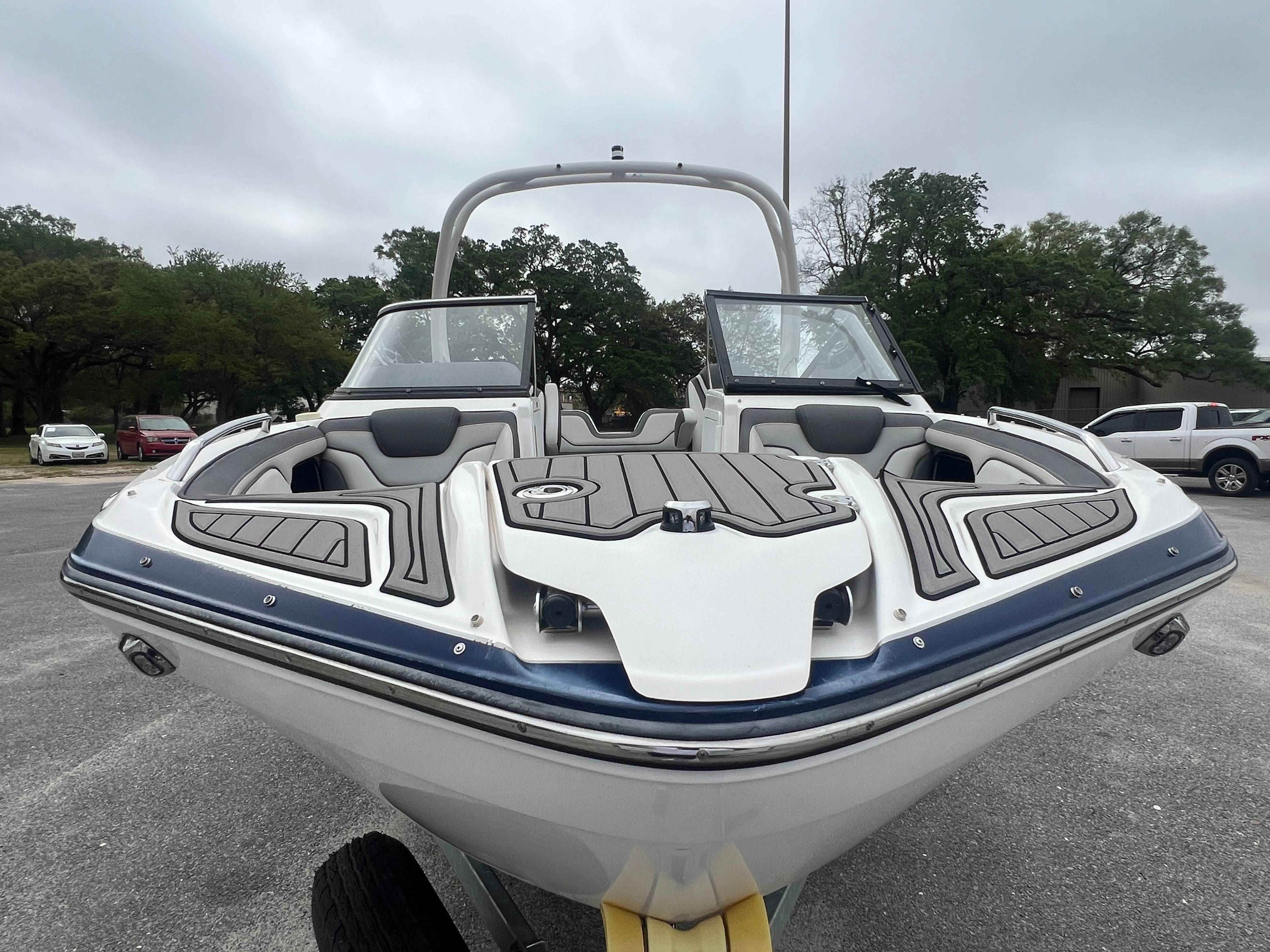 2019 Yamaha Boats 212 Limited S - 11