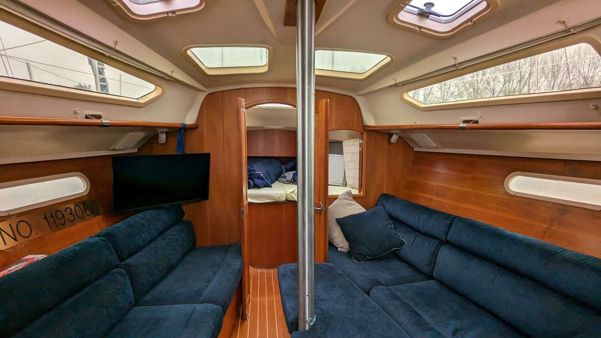 2002 Hunter 326 - Image 15