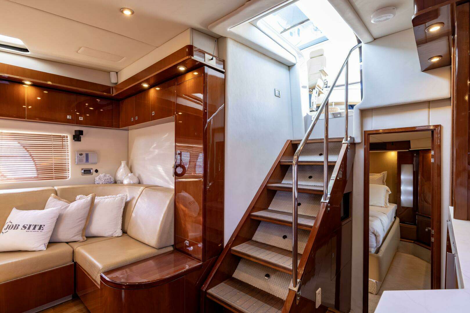 2008 Sea Ray Sundancer - Image 46