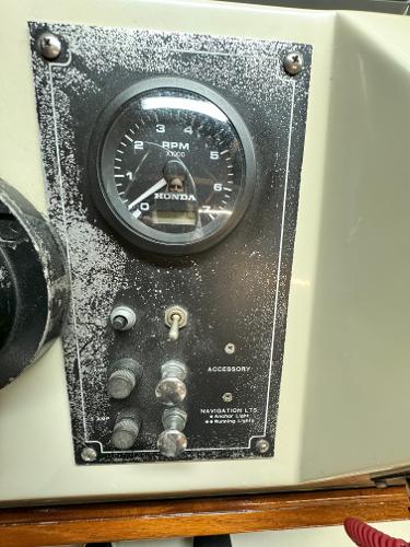 1986 Boston Whaler Montauk - 12