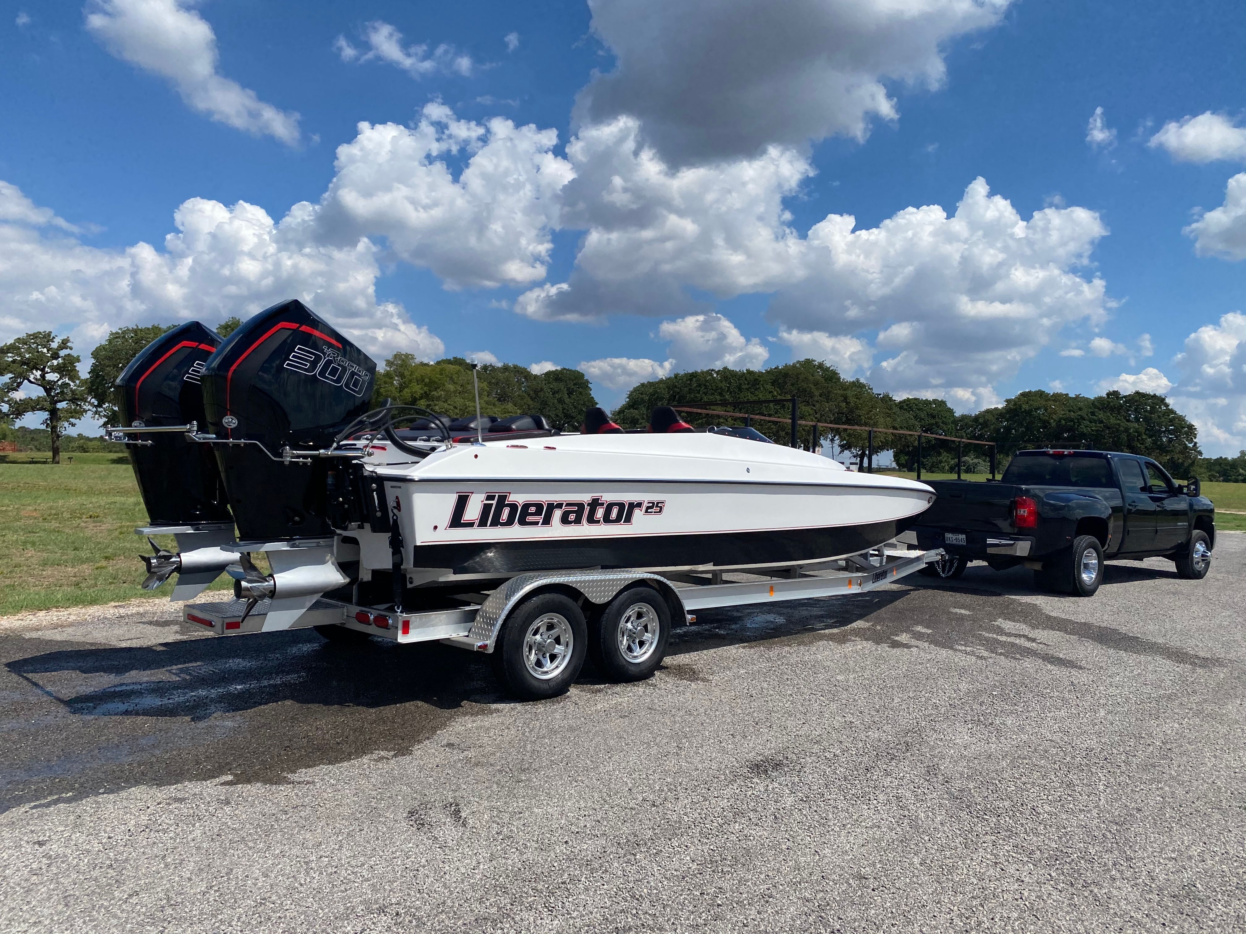 2023 Liberator 25TD