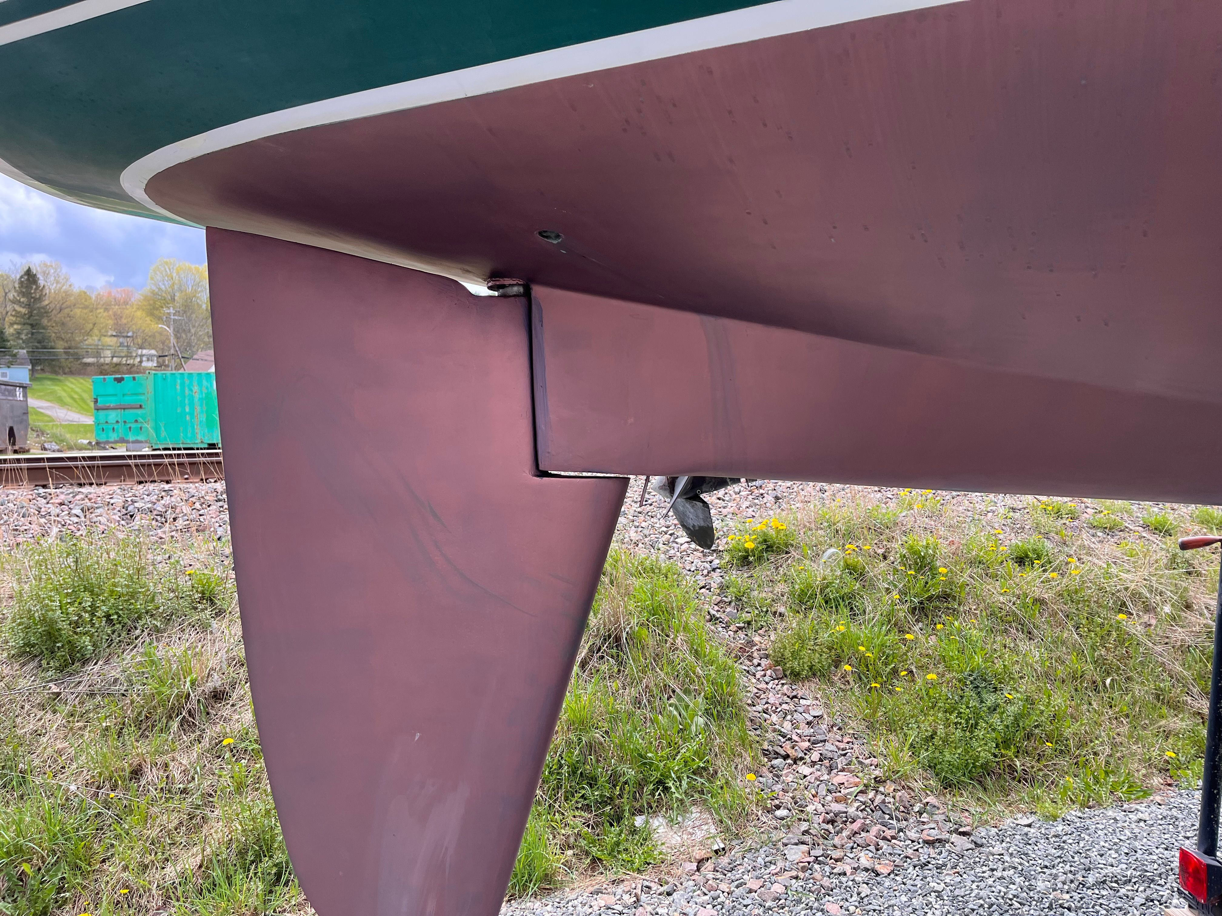 Underside of a 1989 Sabre 30 III sailboat.