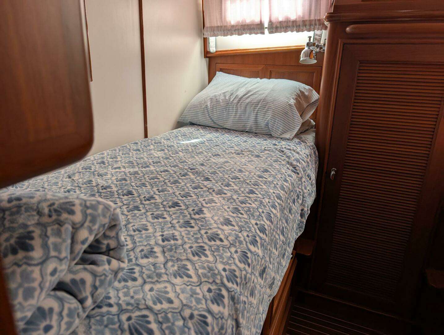 2006 Grand Banks — - Image 44