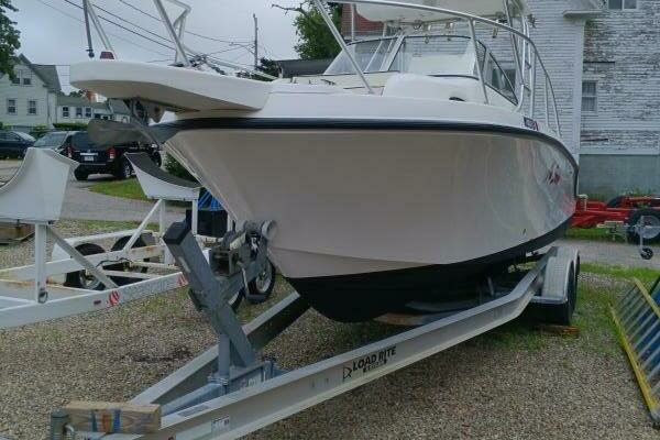 2003 Mako 252