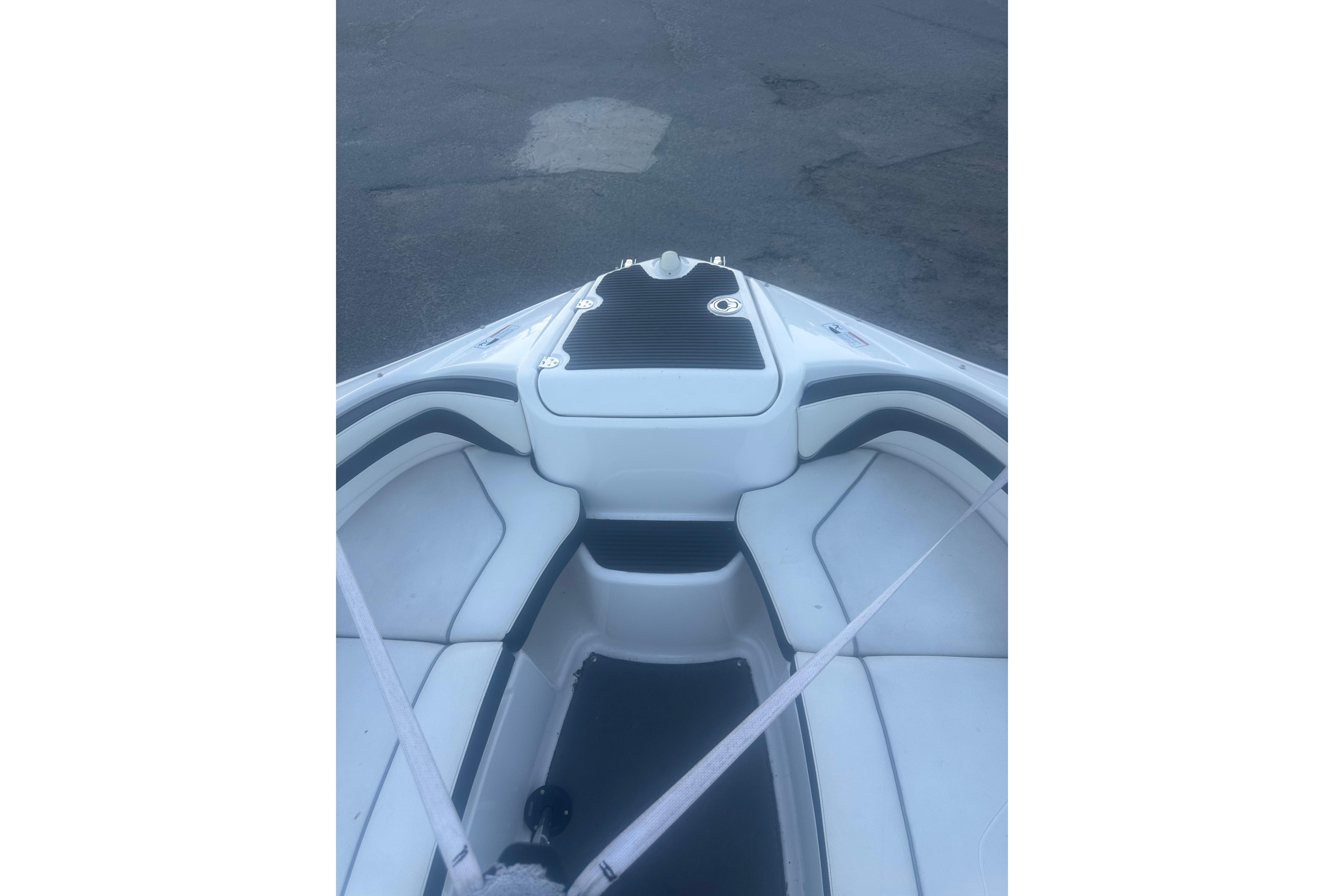 2015 Yamaha Boats AR240 HO