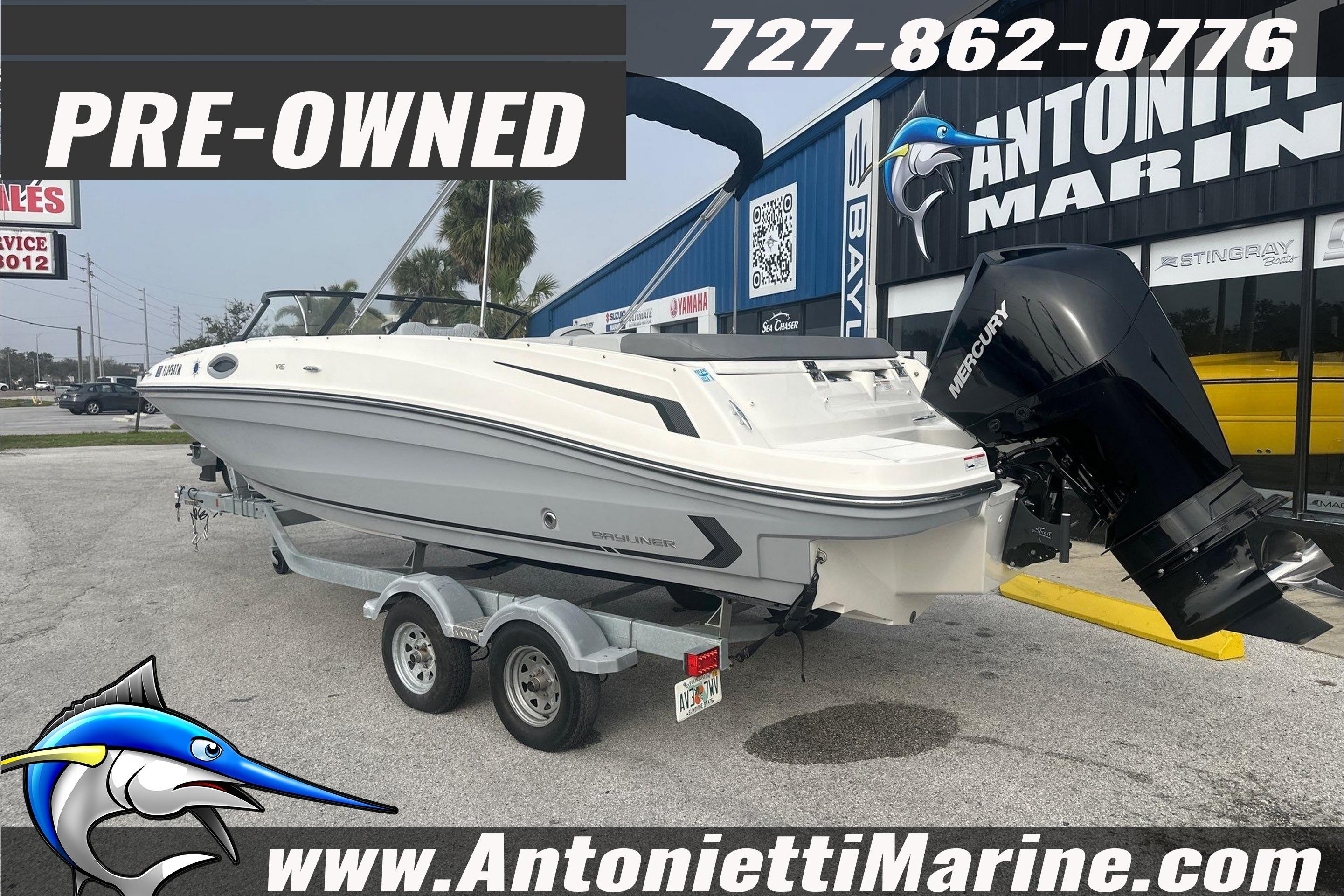 Pre-owned 2022 Bayliner VR6 Bowrider OB displayed at Antonietti Marine dealership.