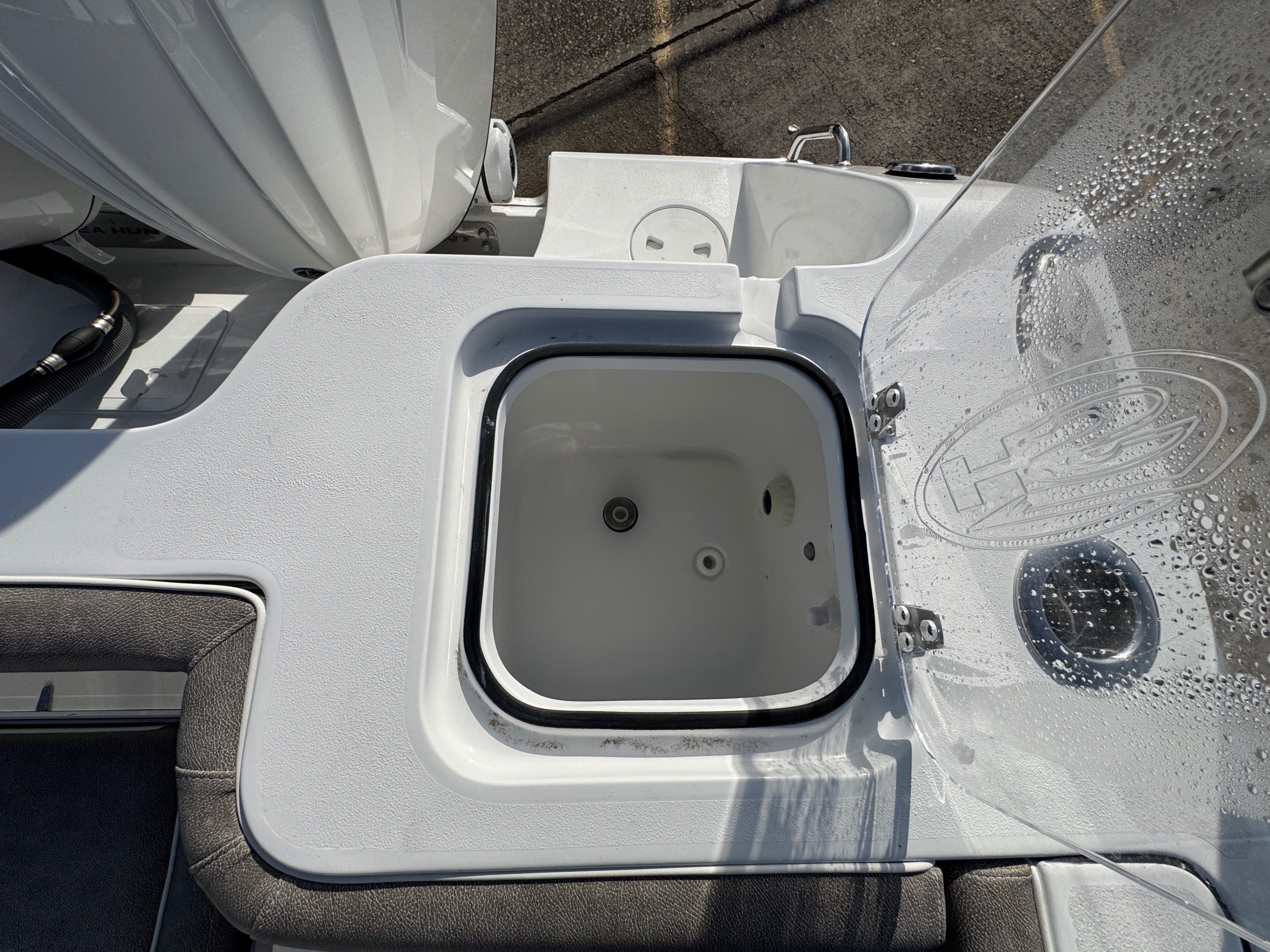 2026 Sea Hunt Gamefish 28 Forward Seating - 29
