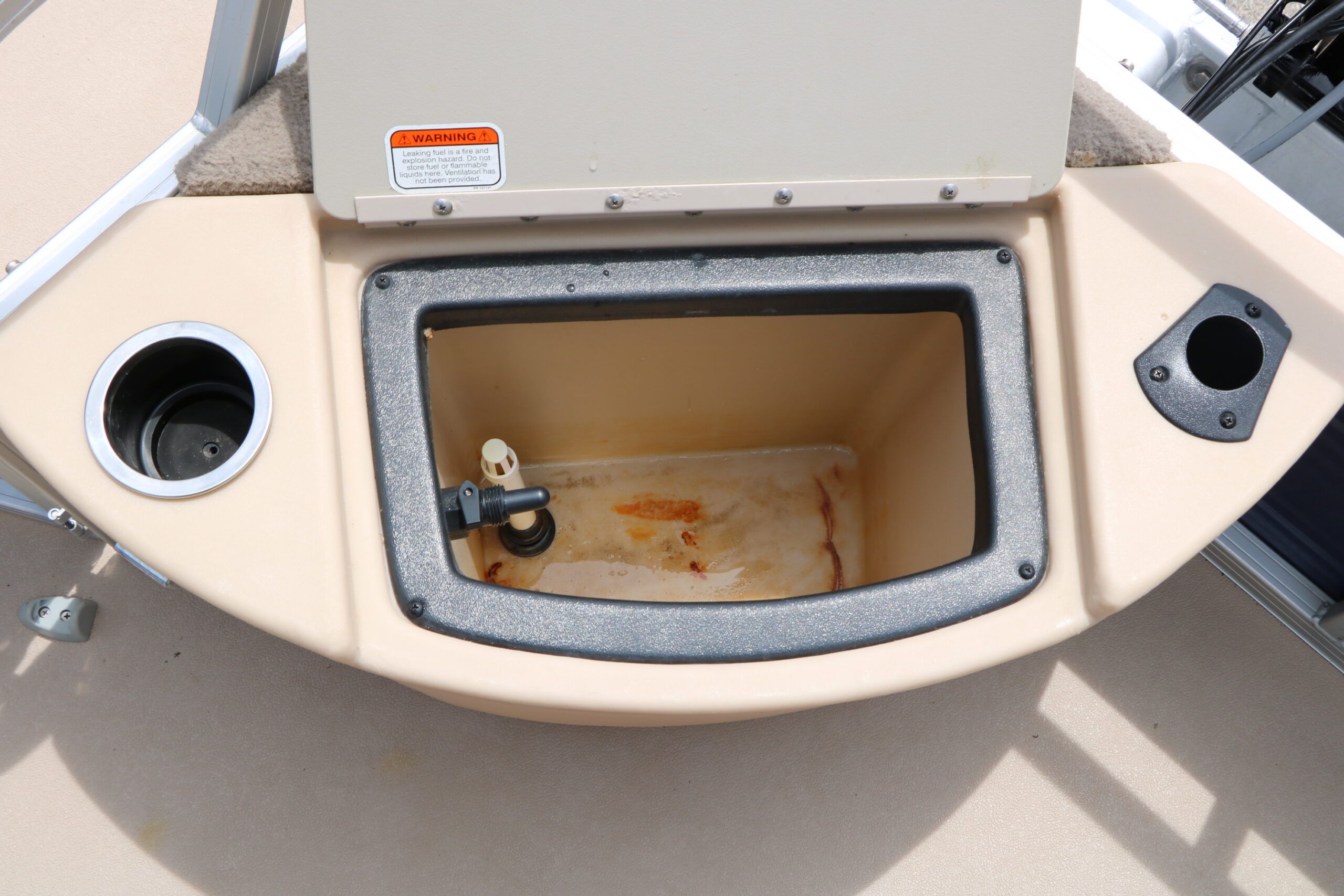 2013 Sun Tracker Fishing Barge 20 DLX - 29