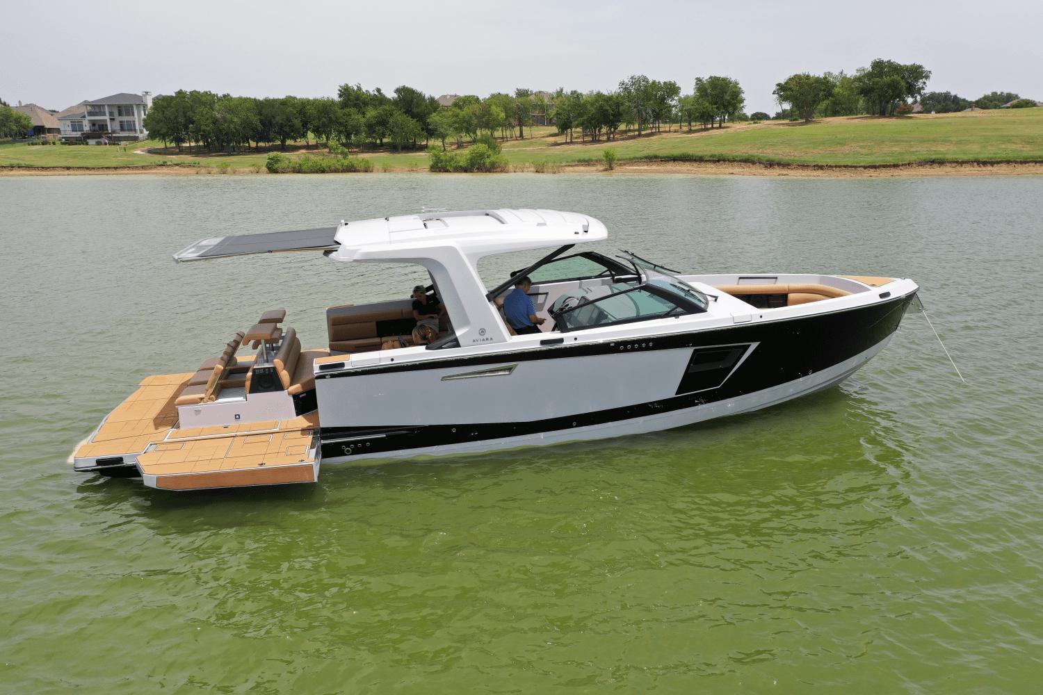 2025 Aviara AV40 - 8