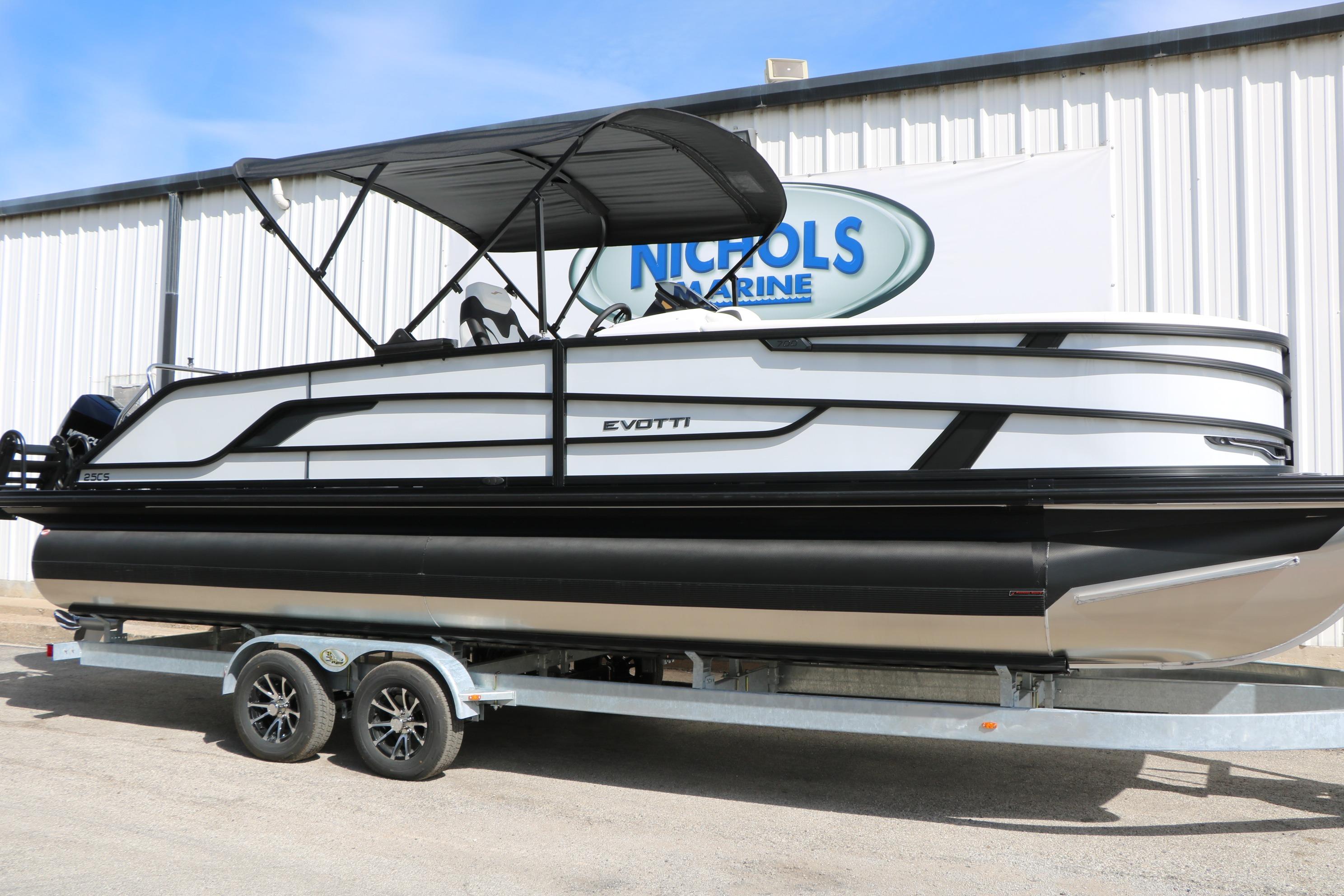 2026 Evotti 725 CS Tri-Toon