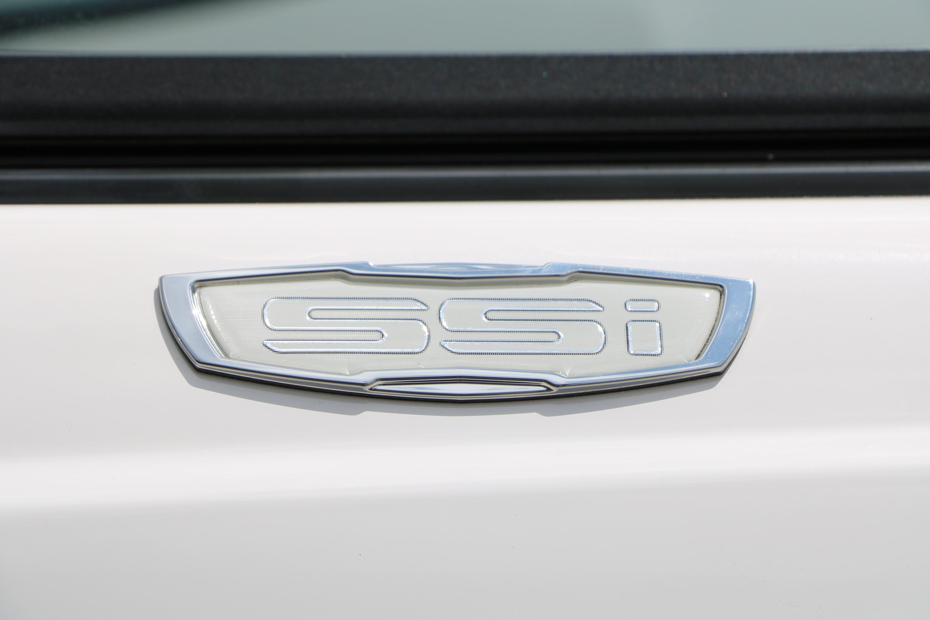 2025 Chaparral 23 SSi emblem on a sleek white surface.