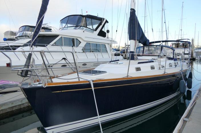 2002 Tartan 3700