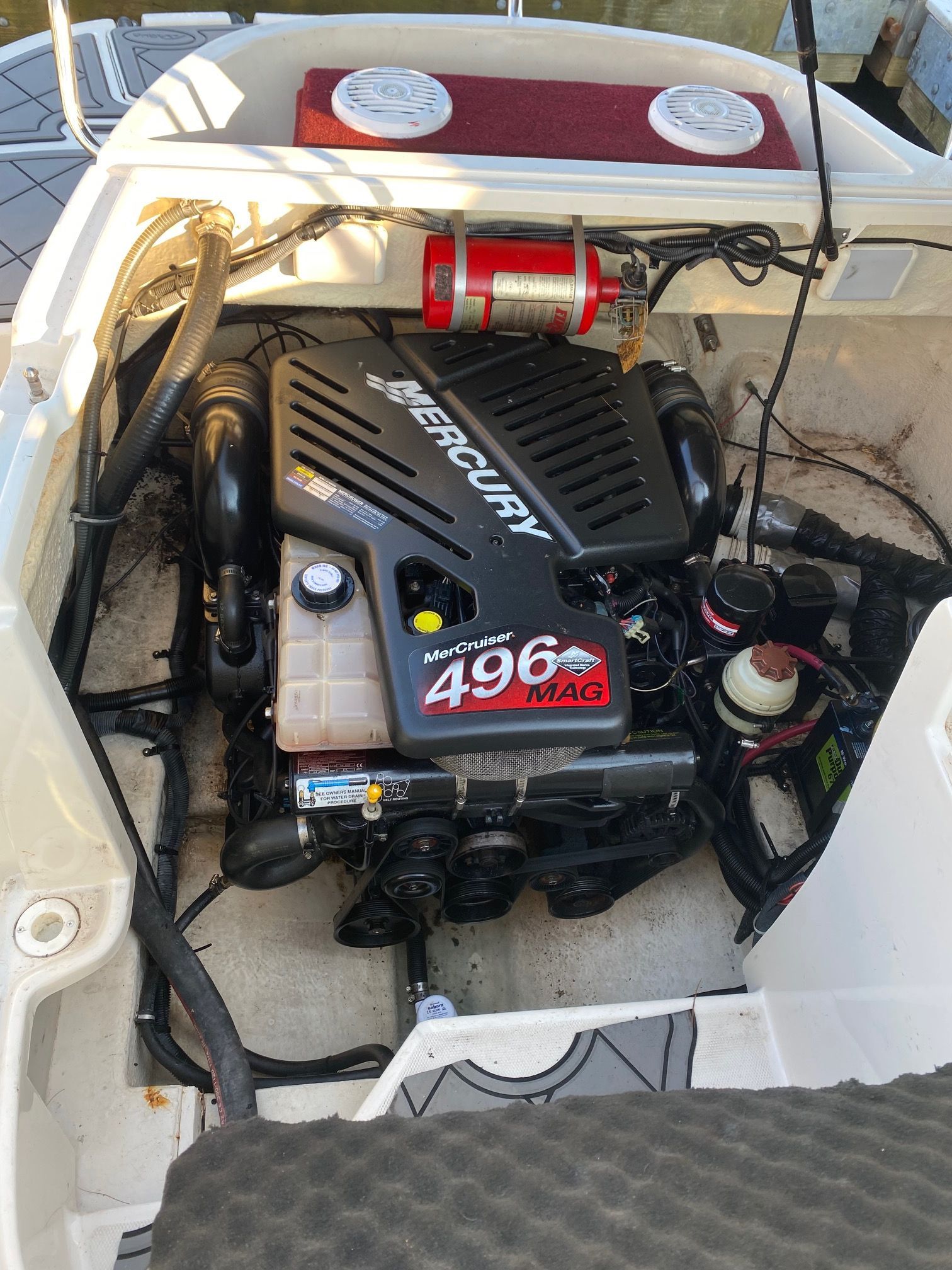 A Mercury 496 MAG engine in a 2006 Monterey 268SS Super Sport boat.