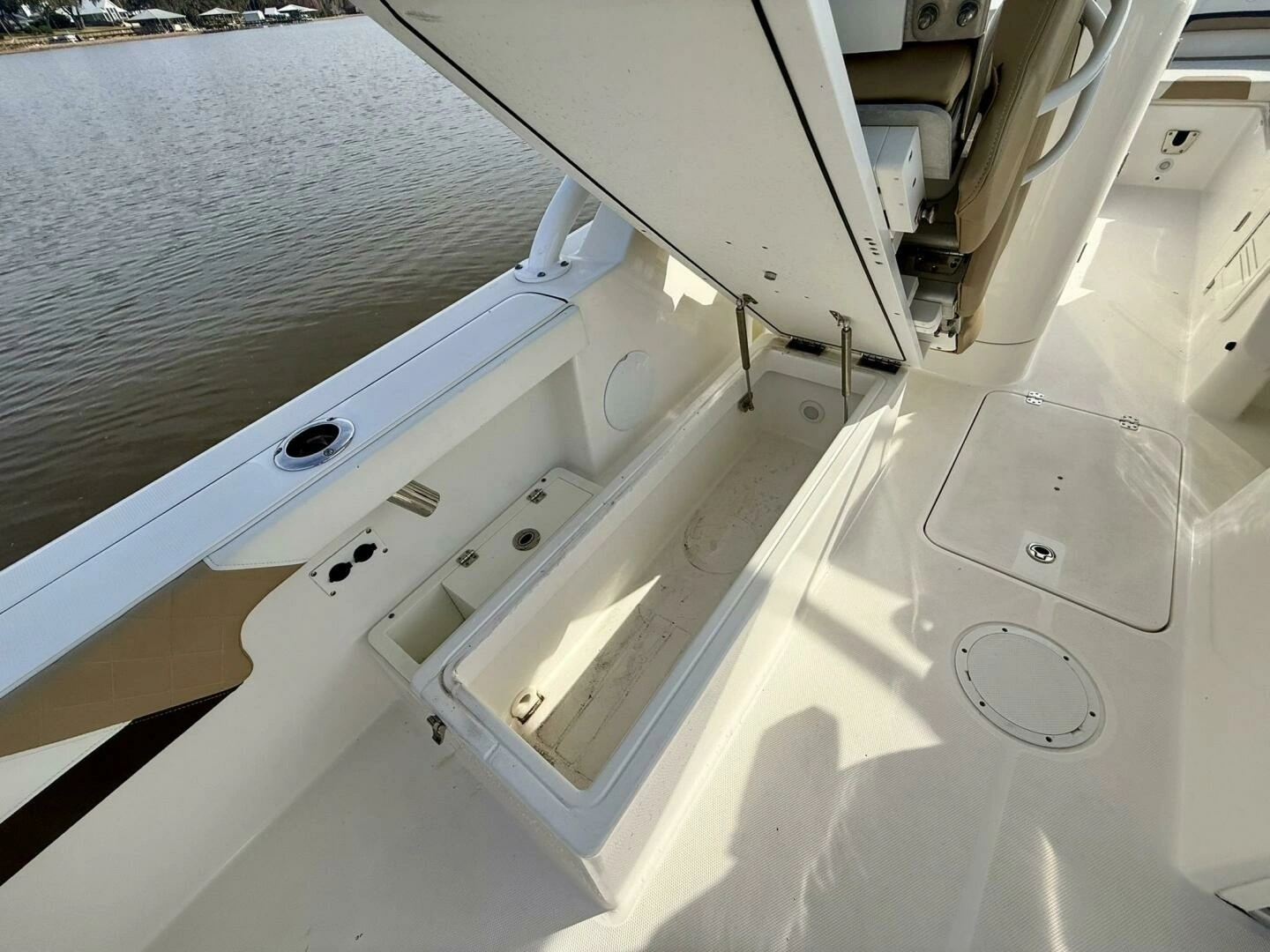 2018 Edgewater 248 CX - Image 19