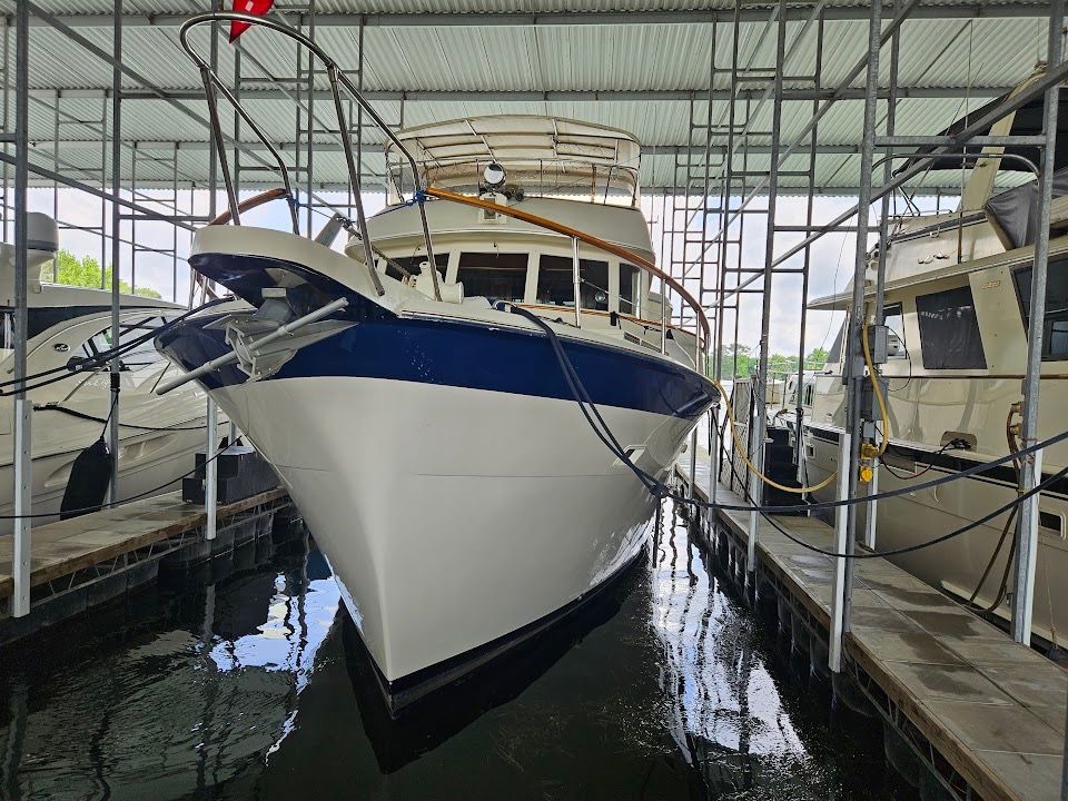1975 Hatteras 58 Long Range Cruiser - 6