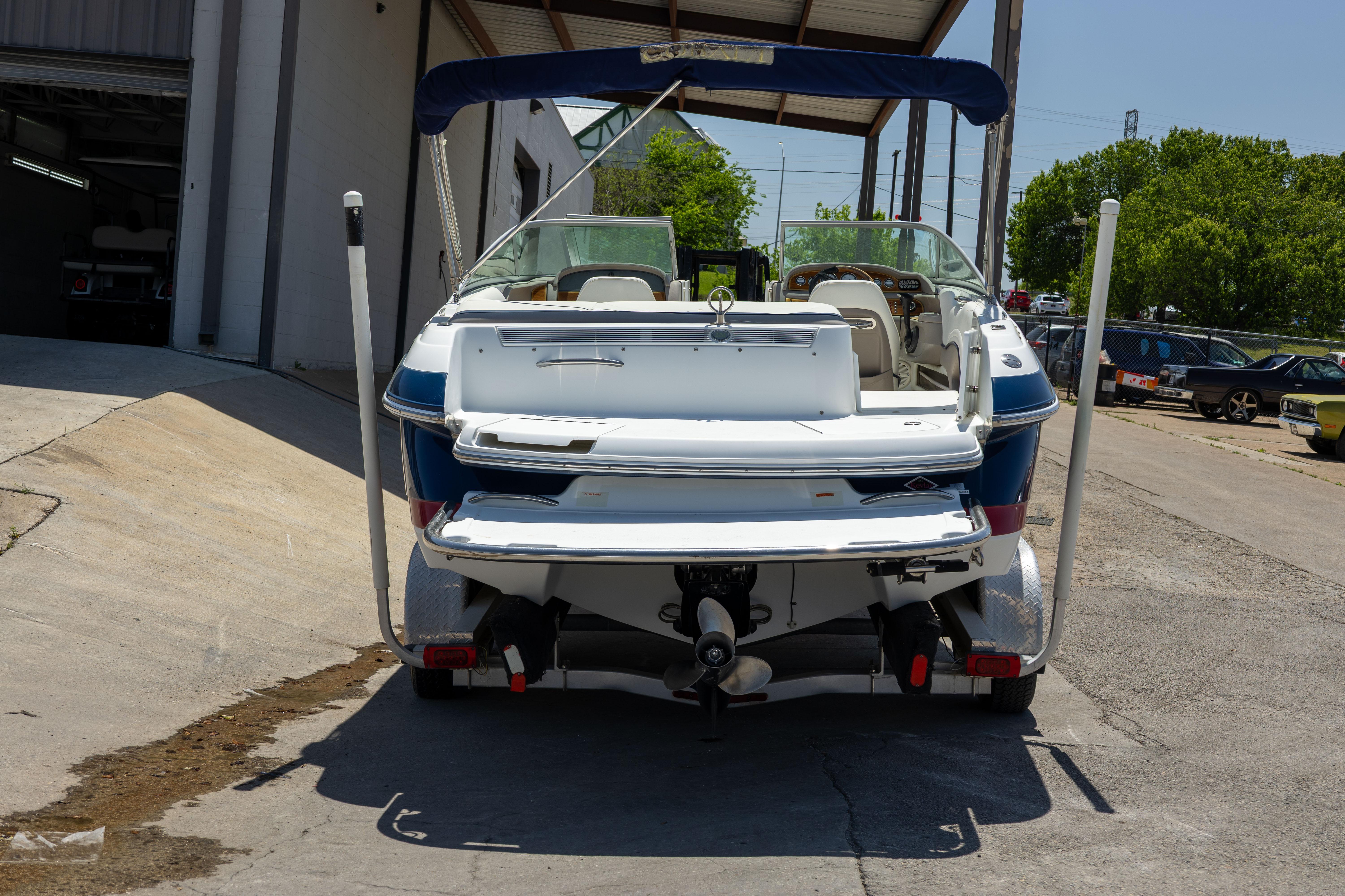 2005 Cobalt 226 - 6