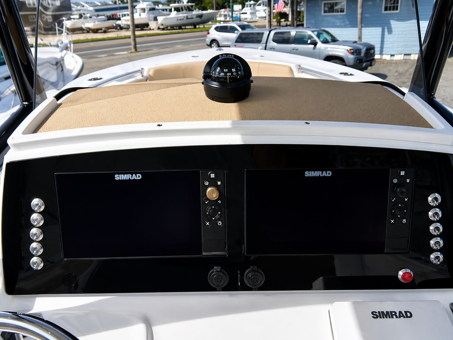 Dashboard of 2018 Sportsman Heritage 231 Center Console boat.