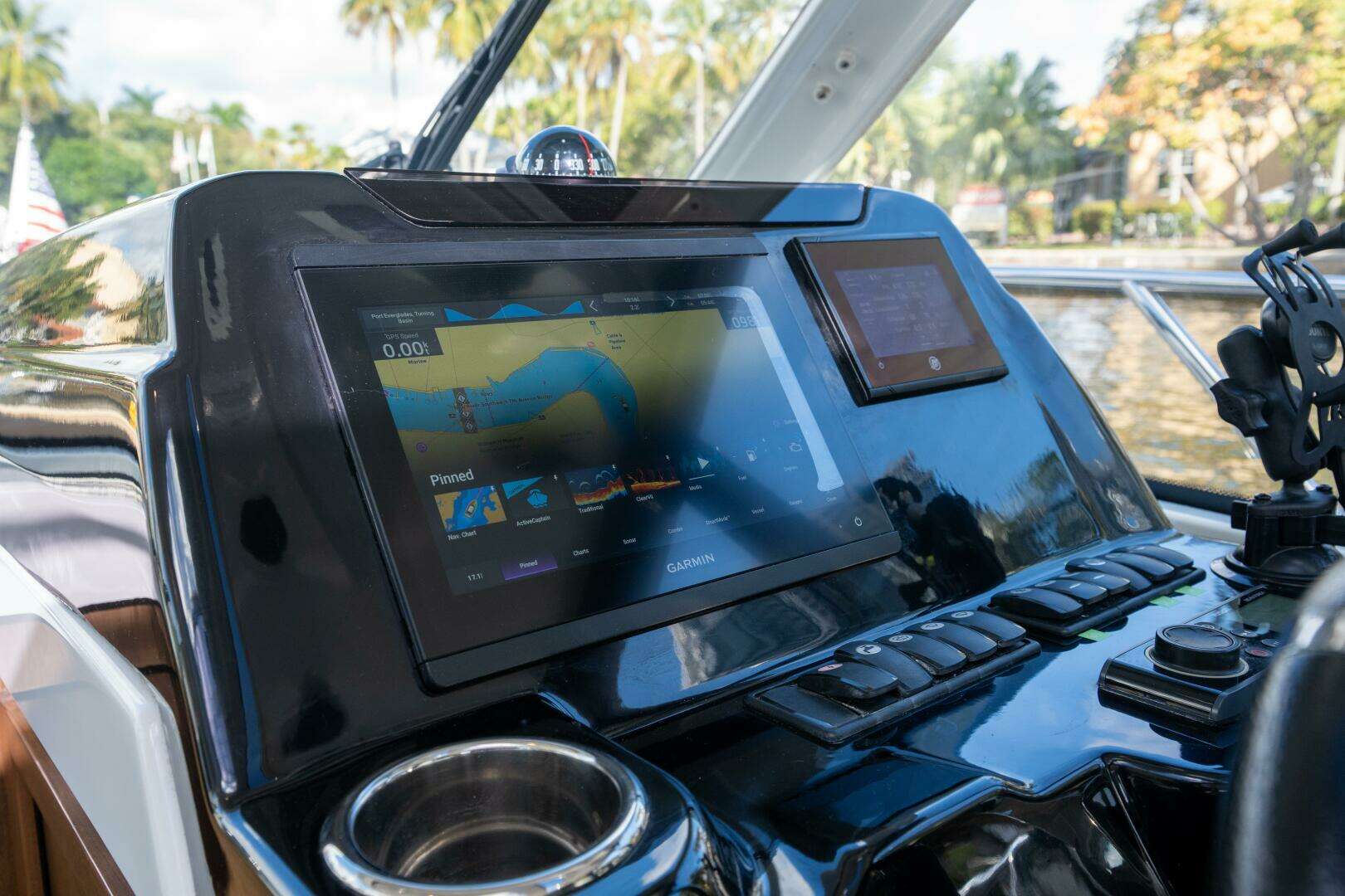 2021 Beneteau Antares 9 - Image 28
