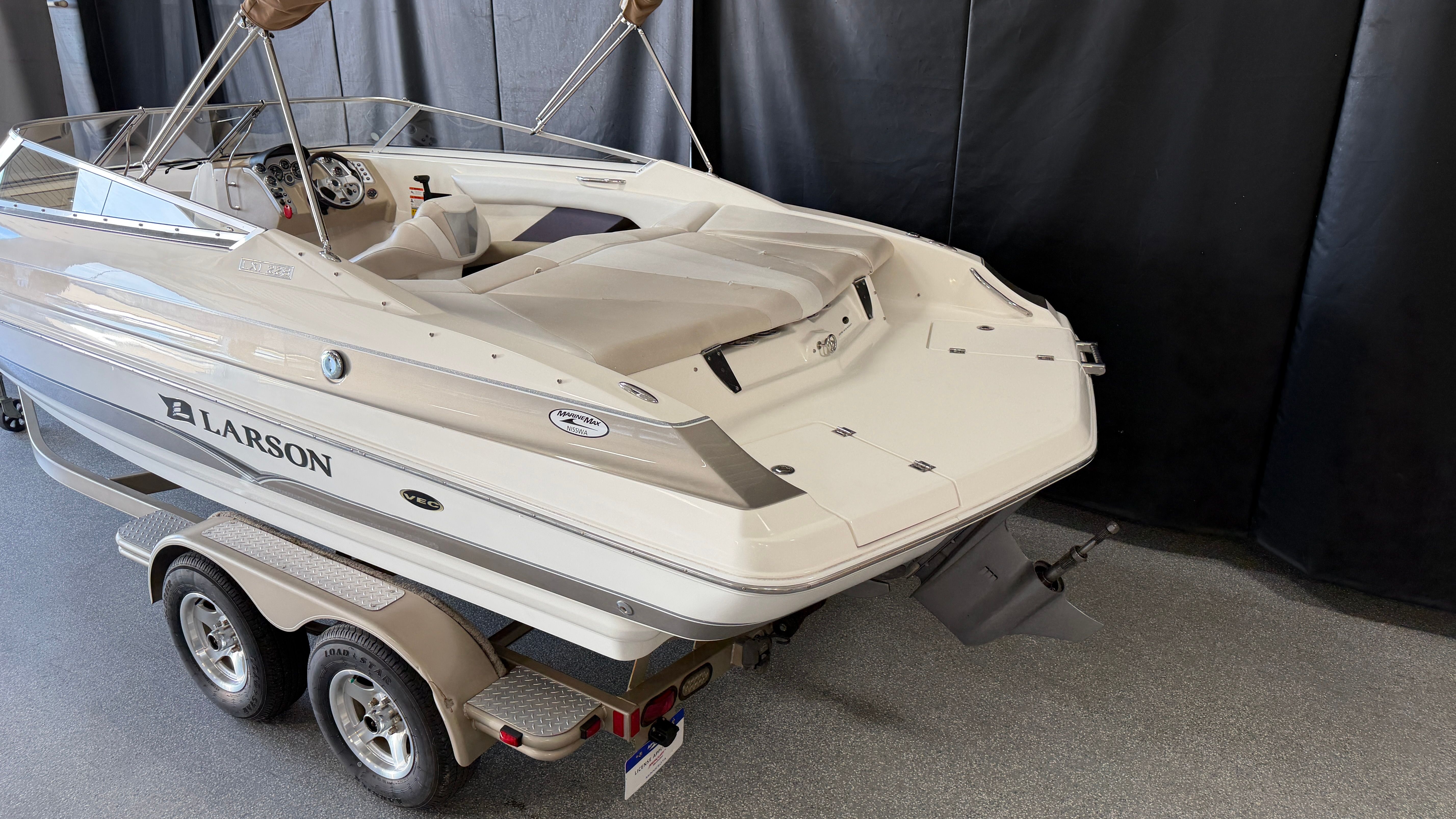 2006 Larson LXI228 - 7