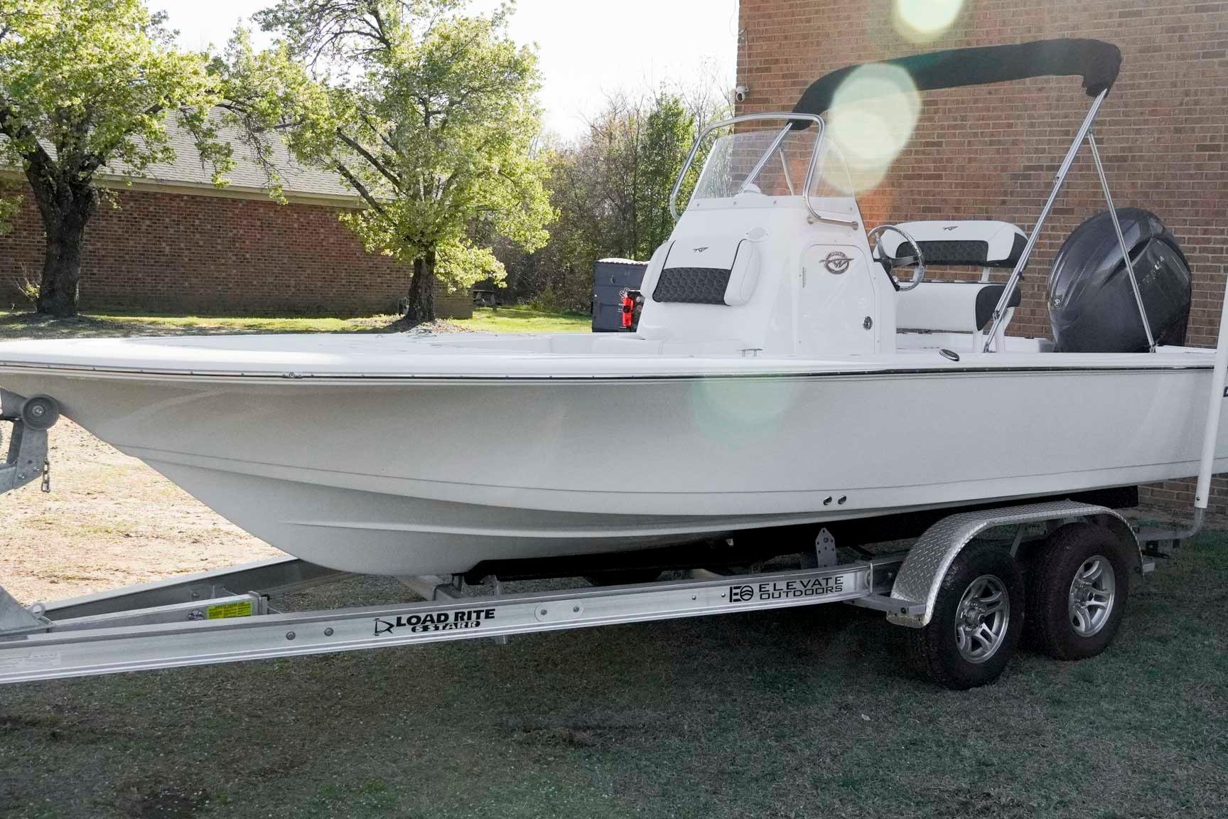 2026 Tidewater 2110 Bay Max