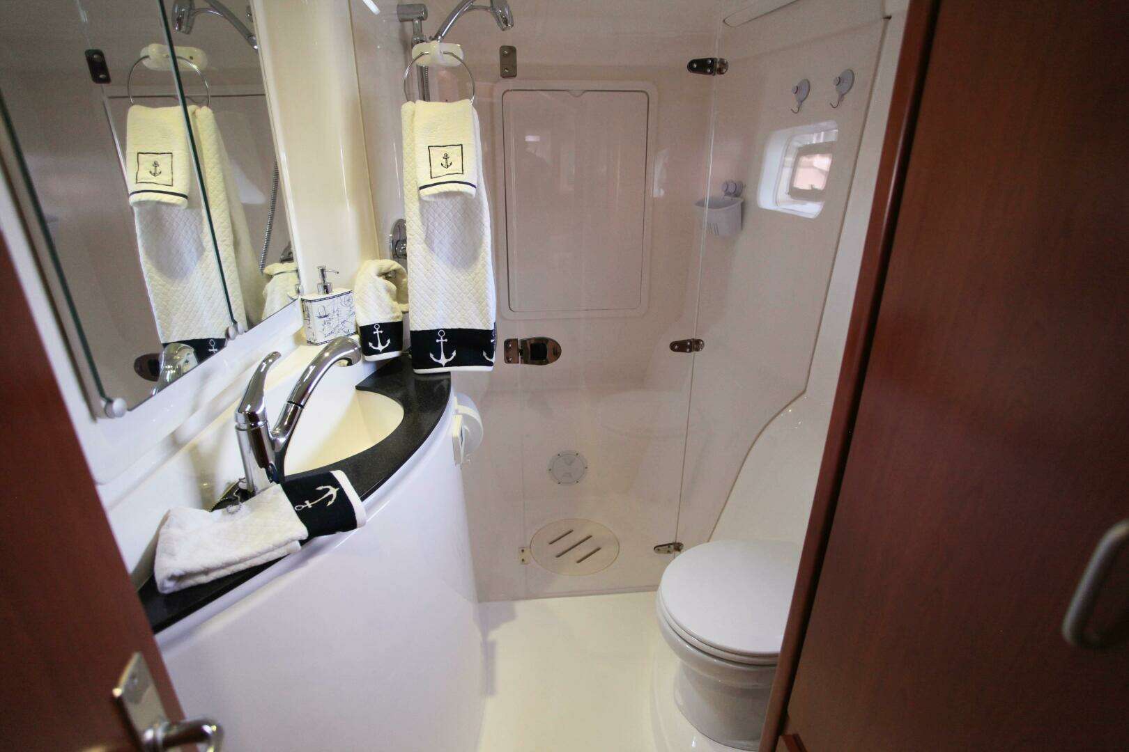 2012 Leopard owners version never in charter - Image 76