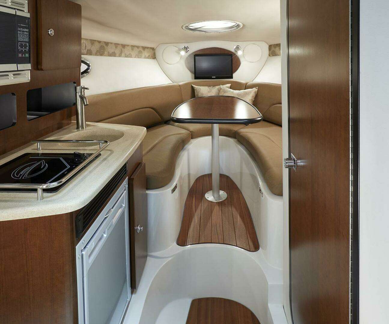 2023 Crownline — - Image 7