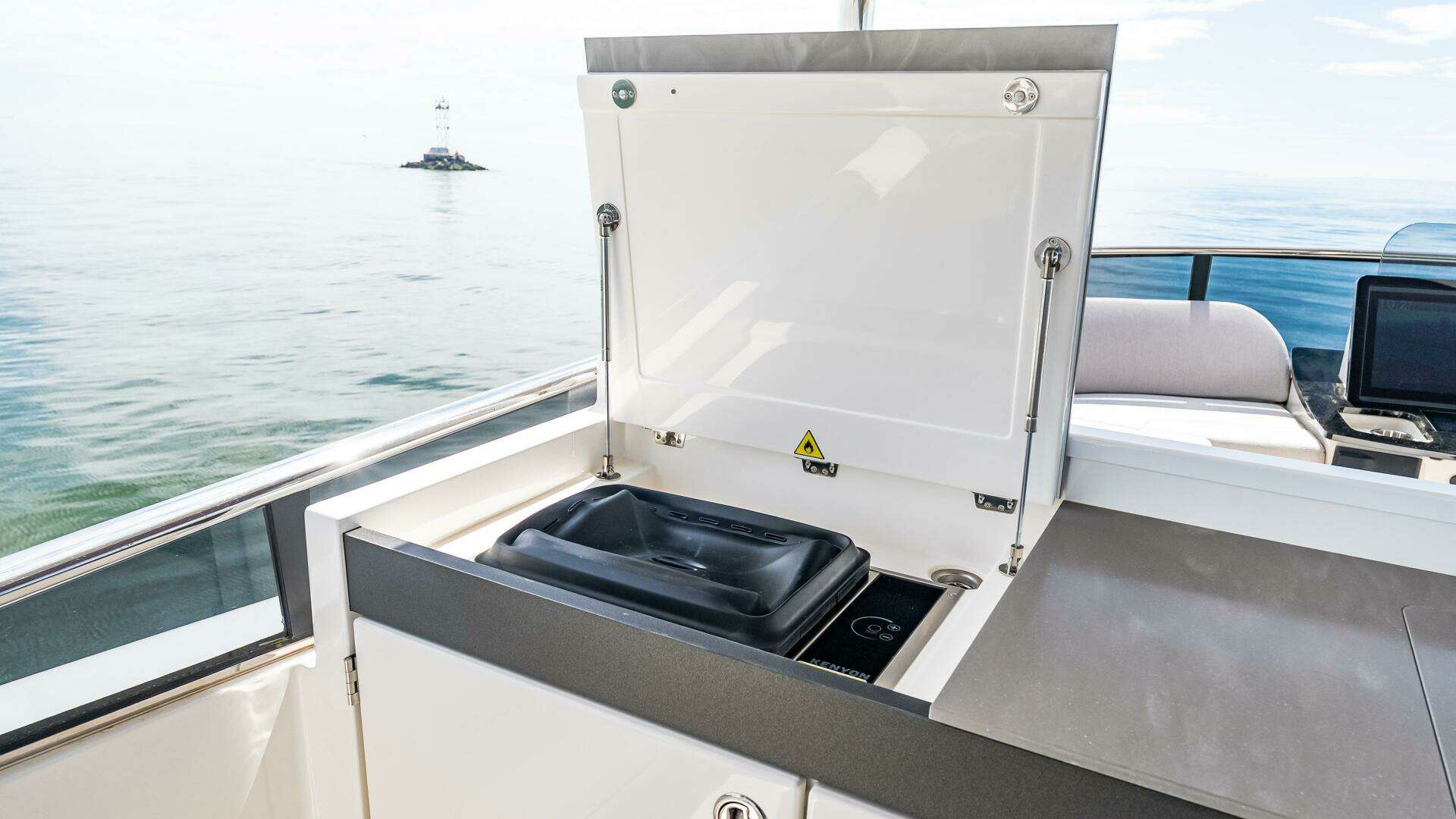 2025 Absolute Navetta 64 - Image 75