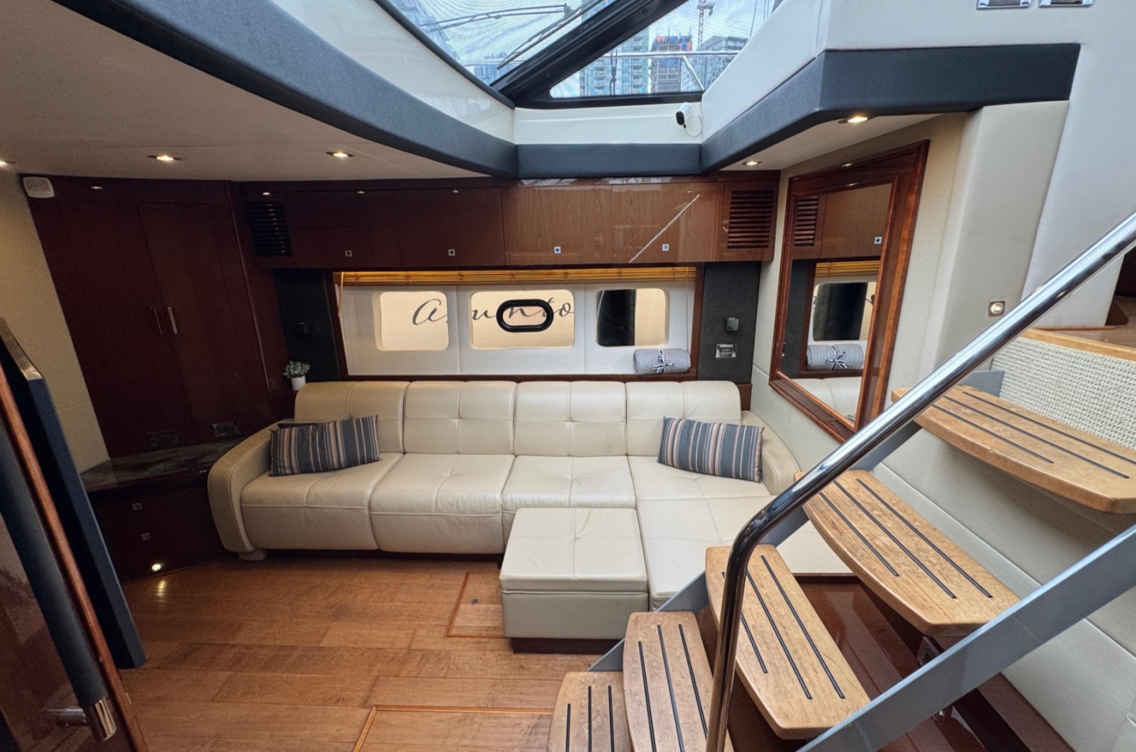 2015 Sea Ray Sundancer 510 - Image 46