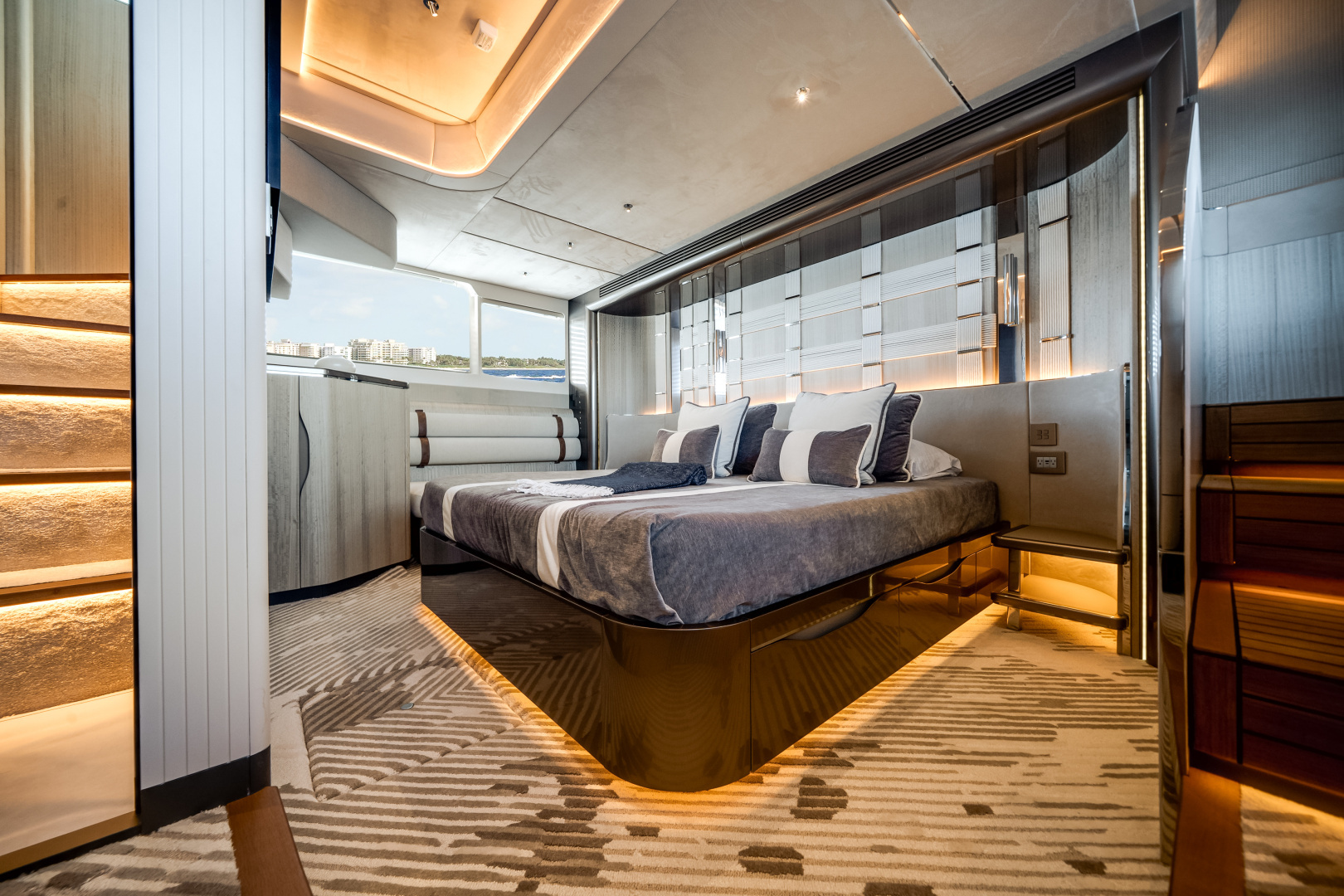 2026 Galeon 620 FLY - Image 39