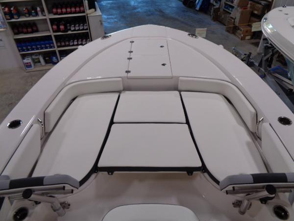 Interior view of the 2023 Robalo 246 Cayman boat deck.