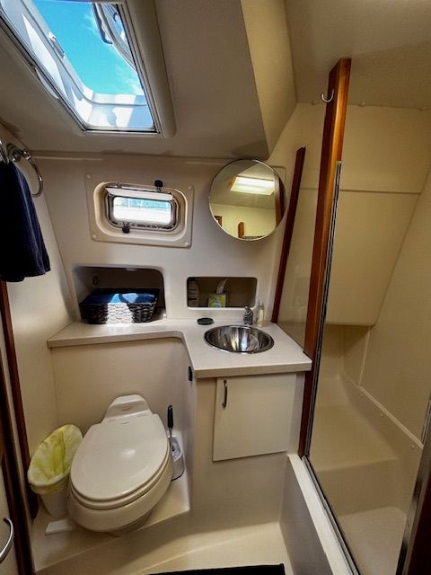 2005 Mainship 400 Trawler - 64