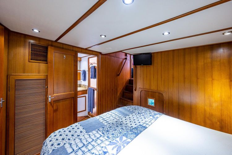2014 Defever Euro Pilothouse - Image 41