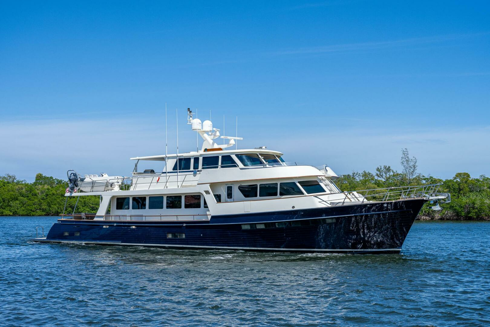 2013 Marlow Explorer Enclosed Bridge (CB) - Image 84