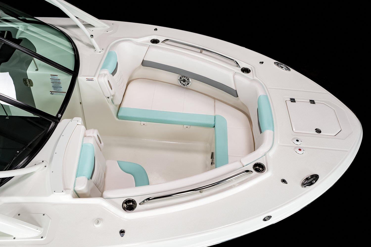 Manufacturer Provided Image: 2025 Robalo R317 Dual Console boat with spacious seating and sleek design.