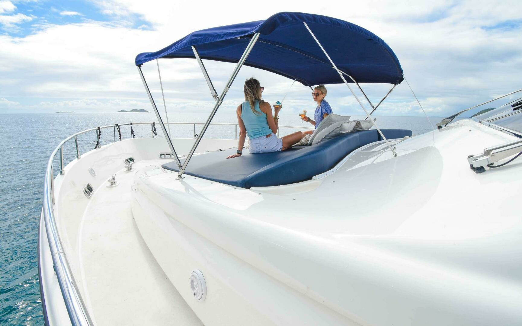 2006 Ferretti Yachts 881 - Image 5