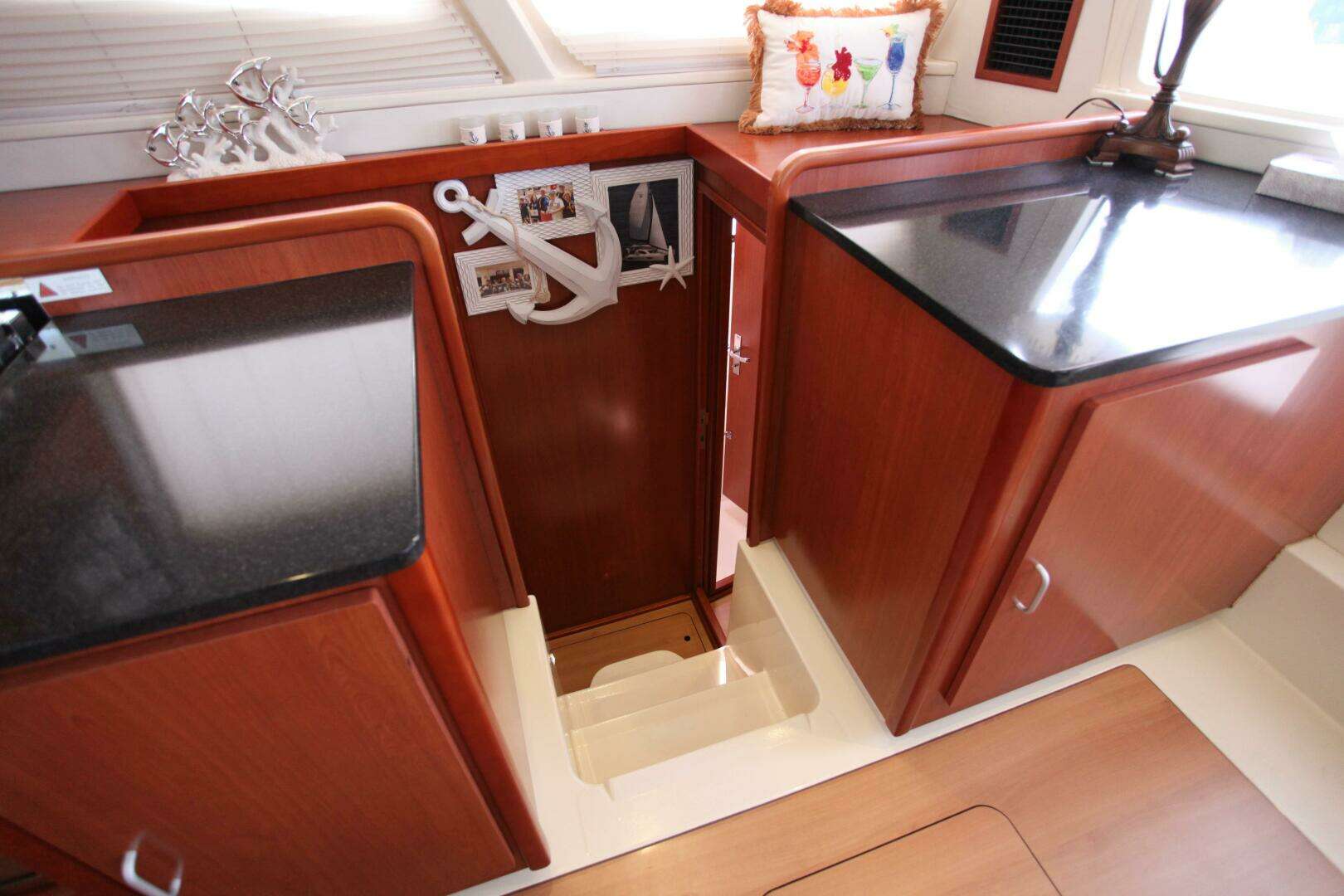 2012 Leopard owners version never in charter - Image 164