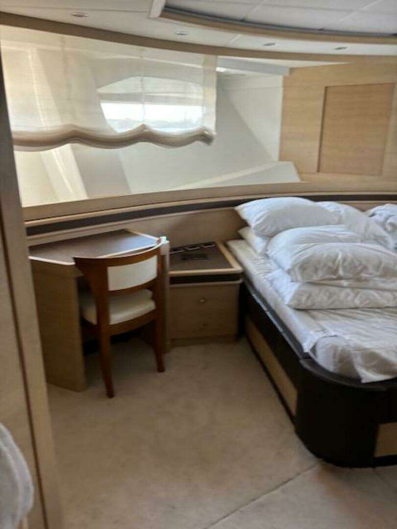 2009 Astondoa 95 GLX - Image 34