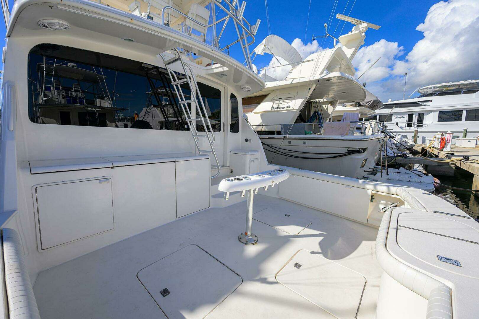 2001 Ocean Yachts 56 Super Sport - Image 6