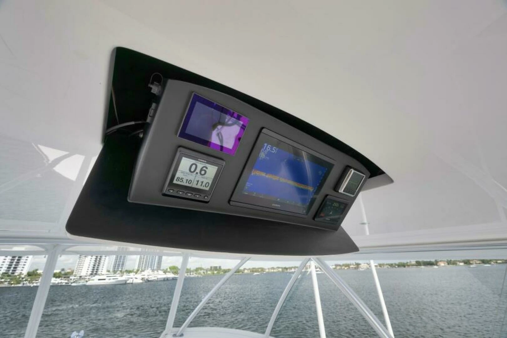 2024 Viking 68 Convertible - Image 54