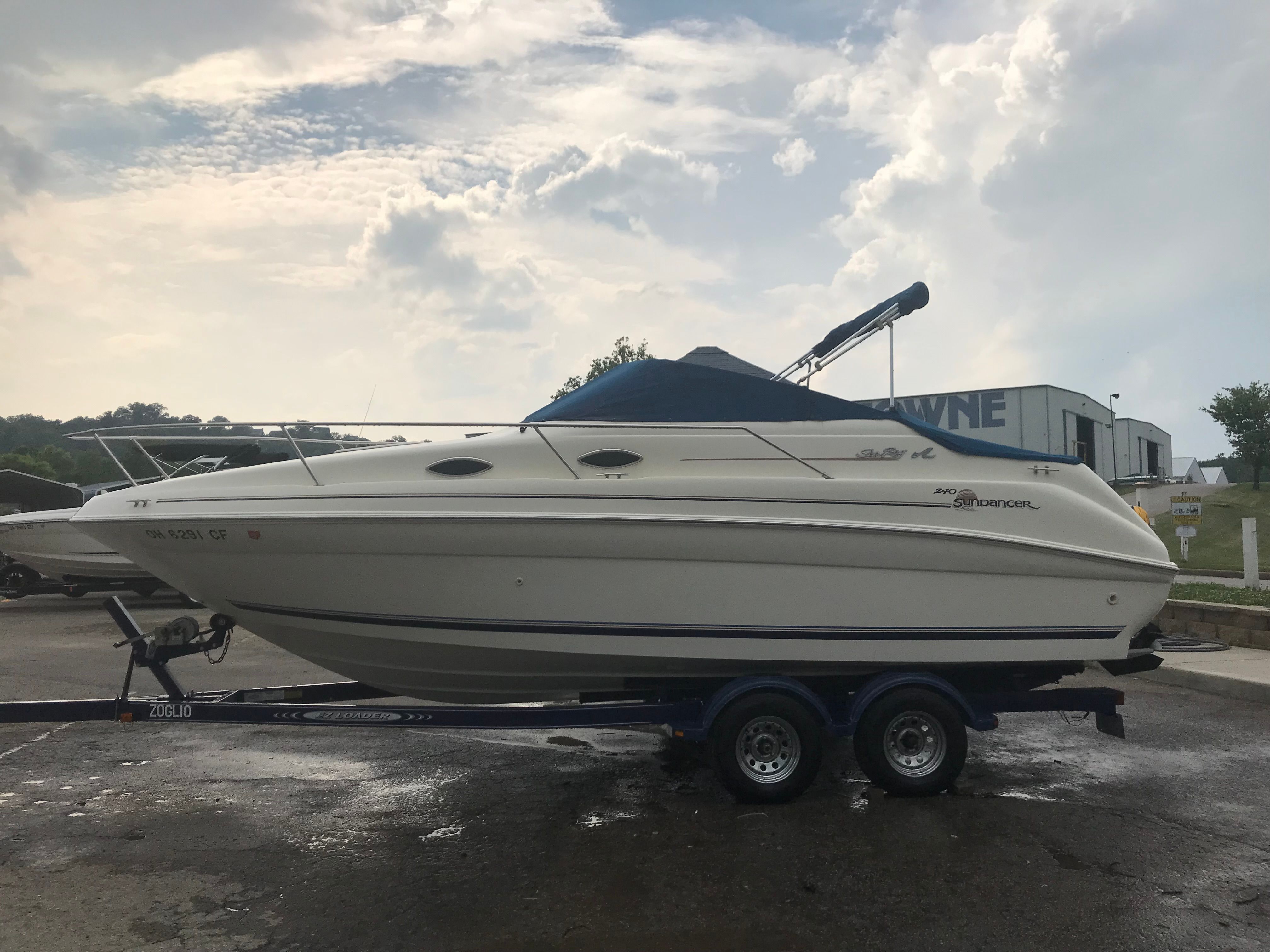1997 Sea Ray 240 Sundancer - 9