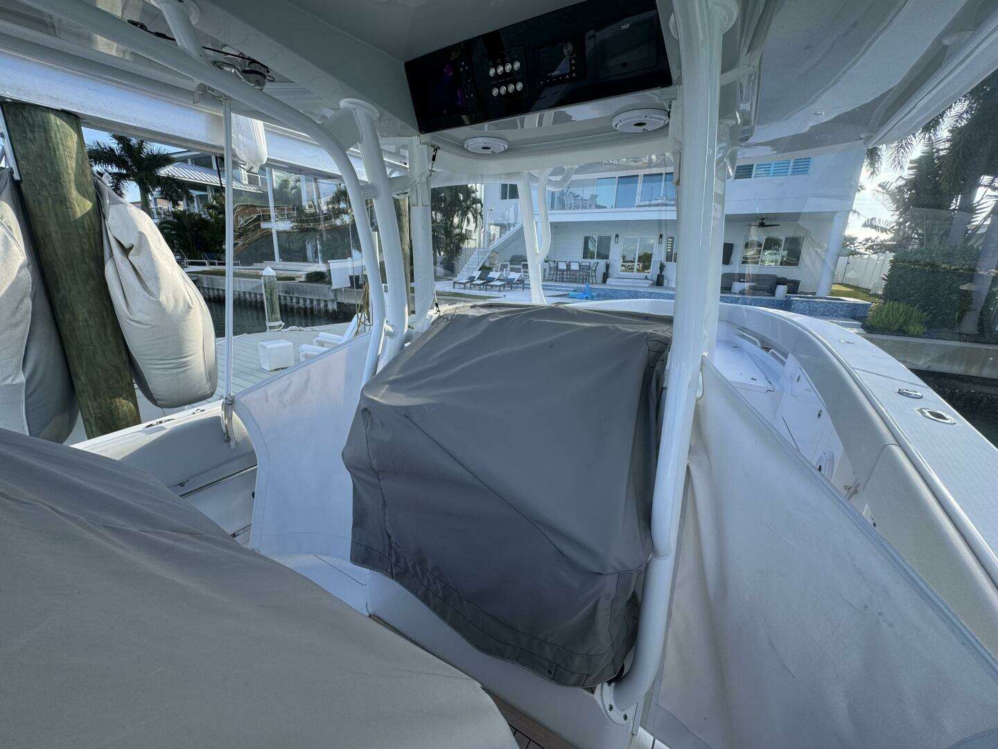 2024 Jupiter 38 HFS - Image 81