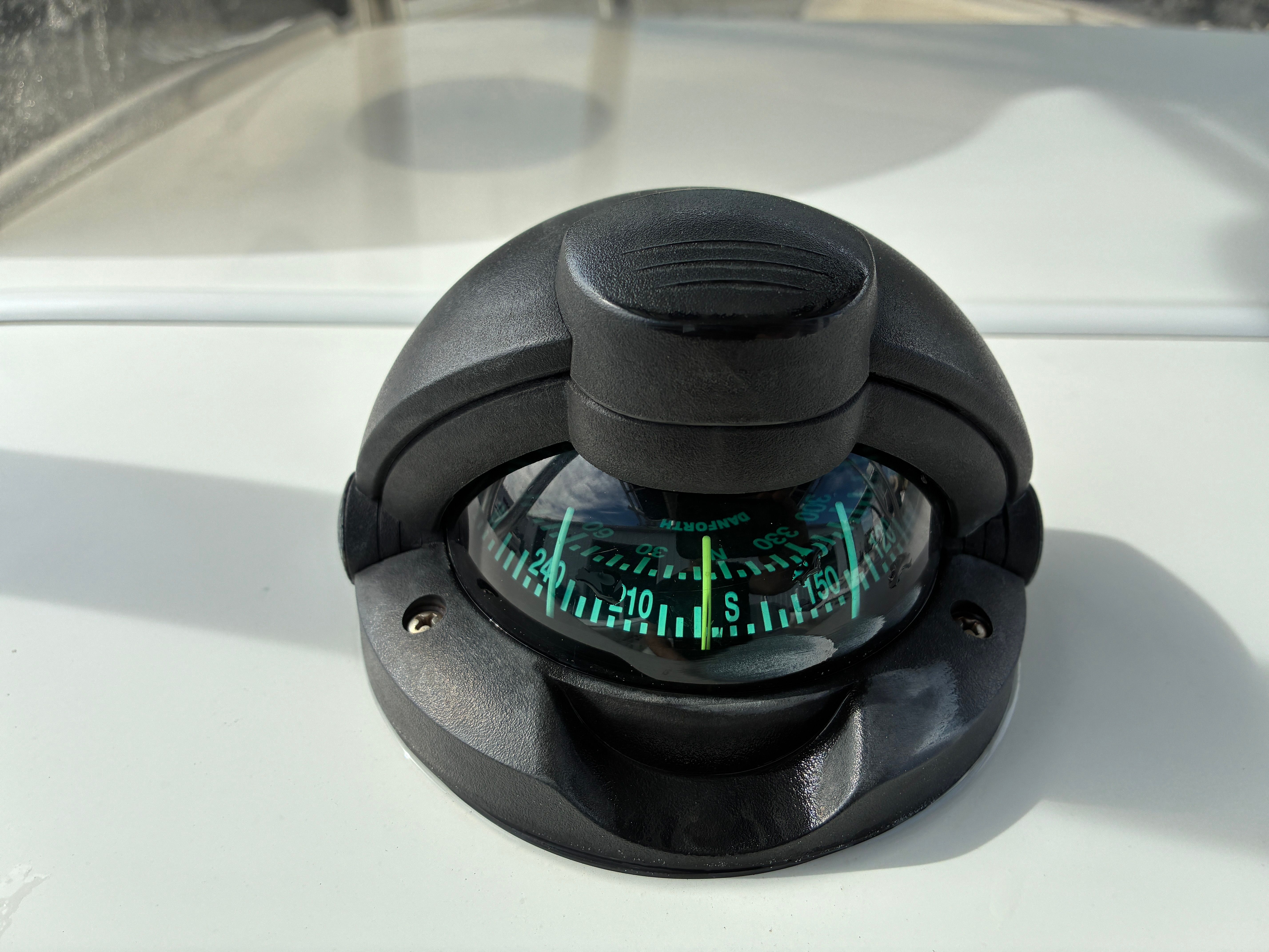 Compass on a 2007 Sailfish 2660 boat.