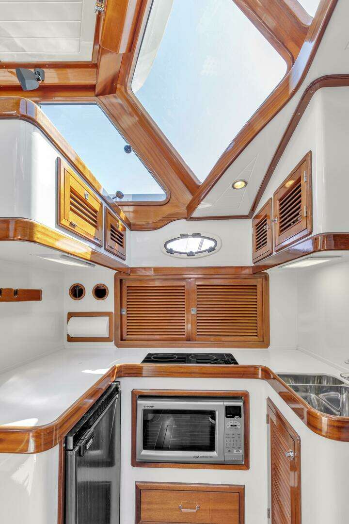 2007 Gorbon 40 - Image 40