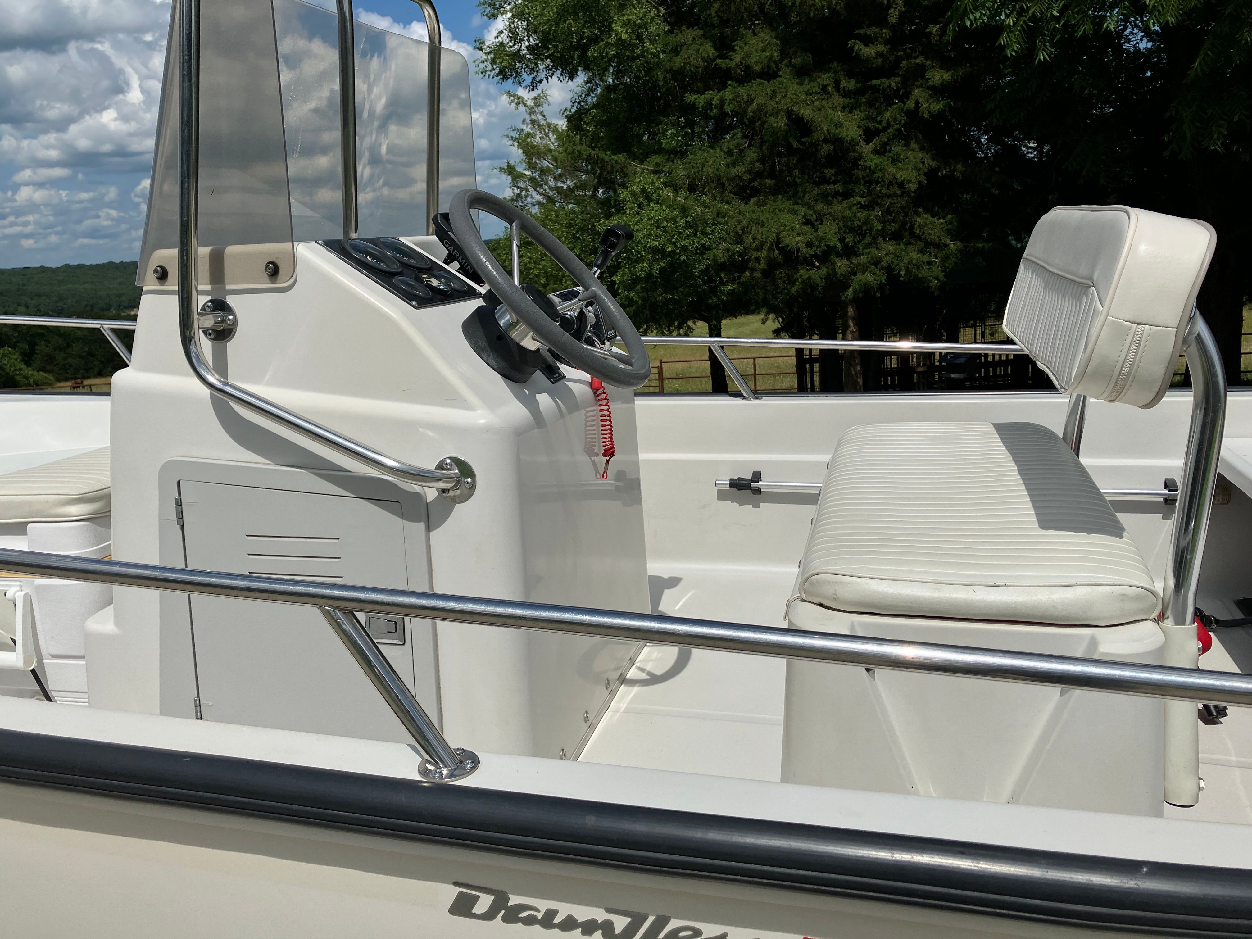 1995 Boston Whaler Dauntless 15 - 6
