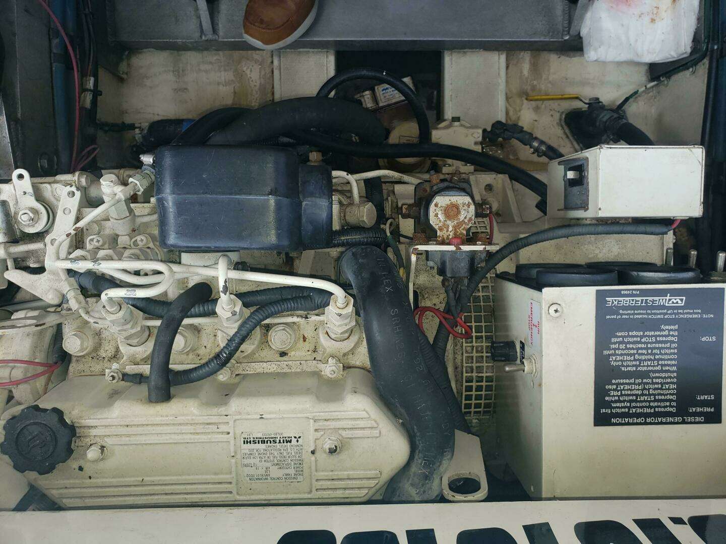1999 Cabo Express Cruiser - Image 17