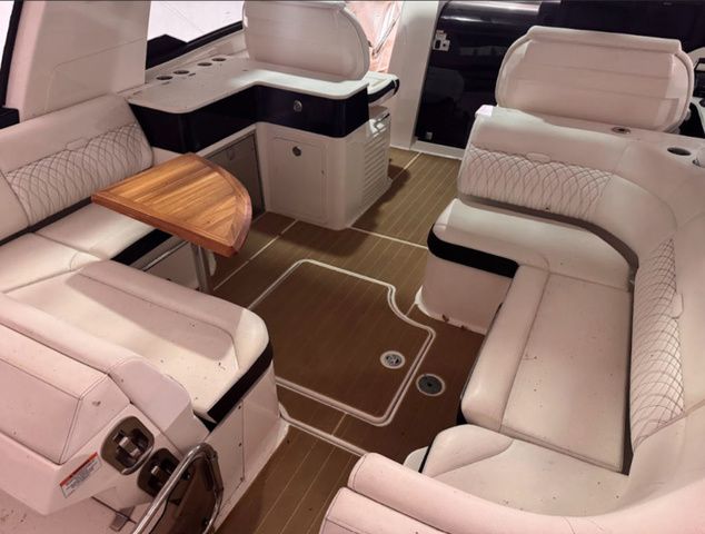 2022 Sea Ray Sundancer 370 - 18