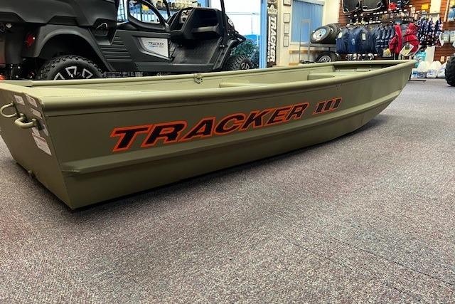 2026 Tracker Grizzly 10 Jon
