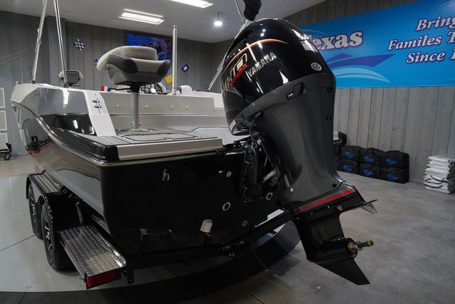 2026 Starcraft SVX 211 OB - 8
