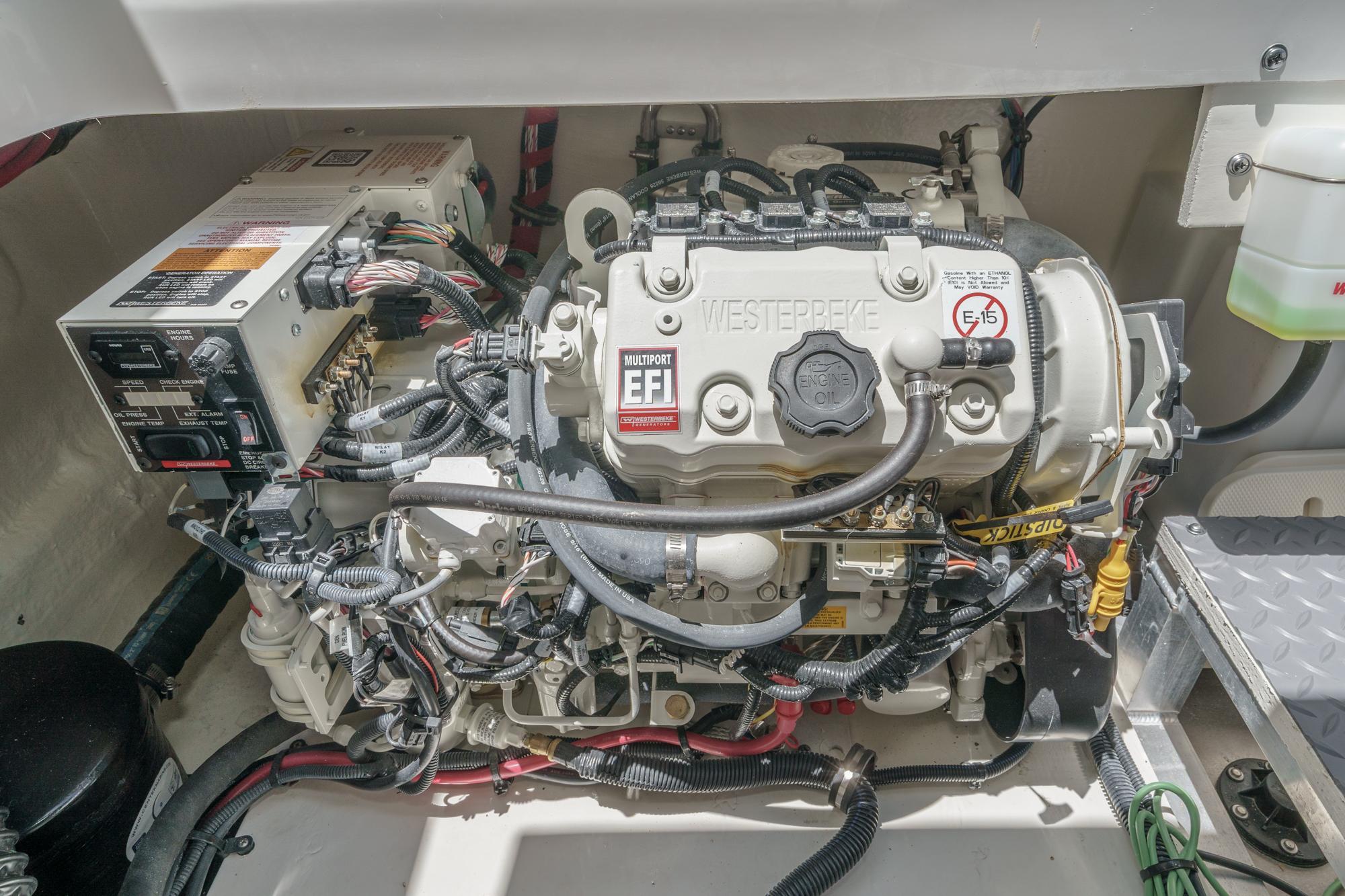 2024 Sea Ray Sundancer 320 Outboard - 11