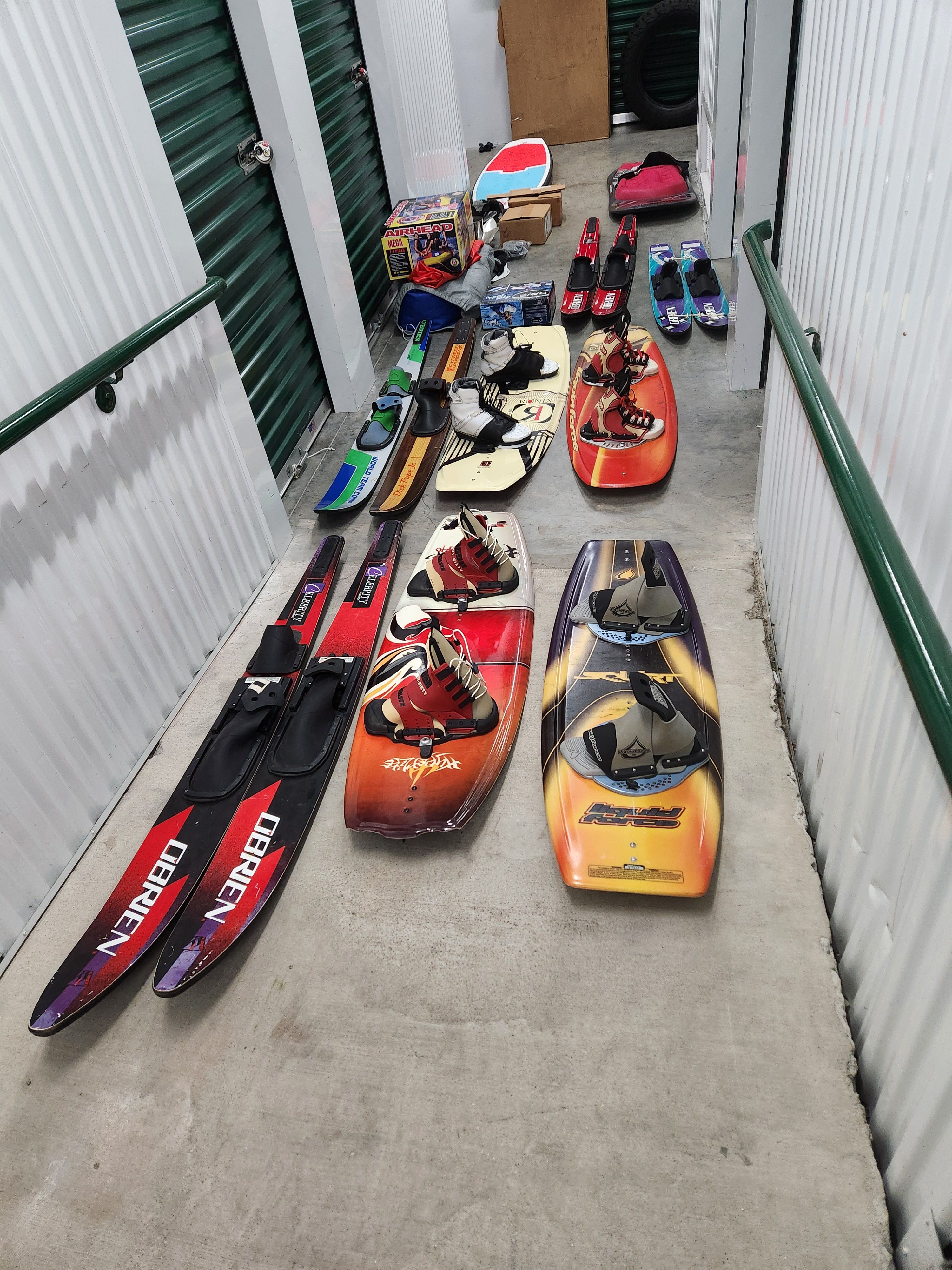 Watersports gear in storage unit, Crownline 225 BR 2003.